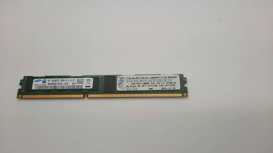 IBM 44T1586 4GB DDR3 2Rx8(1x4GB) PC3-10600R  ECC REG  (SAMSUNG M392B5273CH0-CH9) - Image 2 of 3