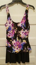 Rose Marie Reid Ladies Size Medium Black Floral Print 1 Piece Swimdress Swimsuit