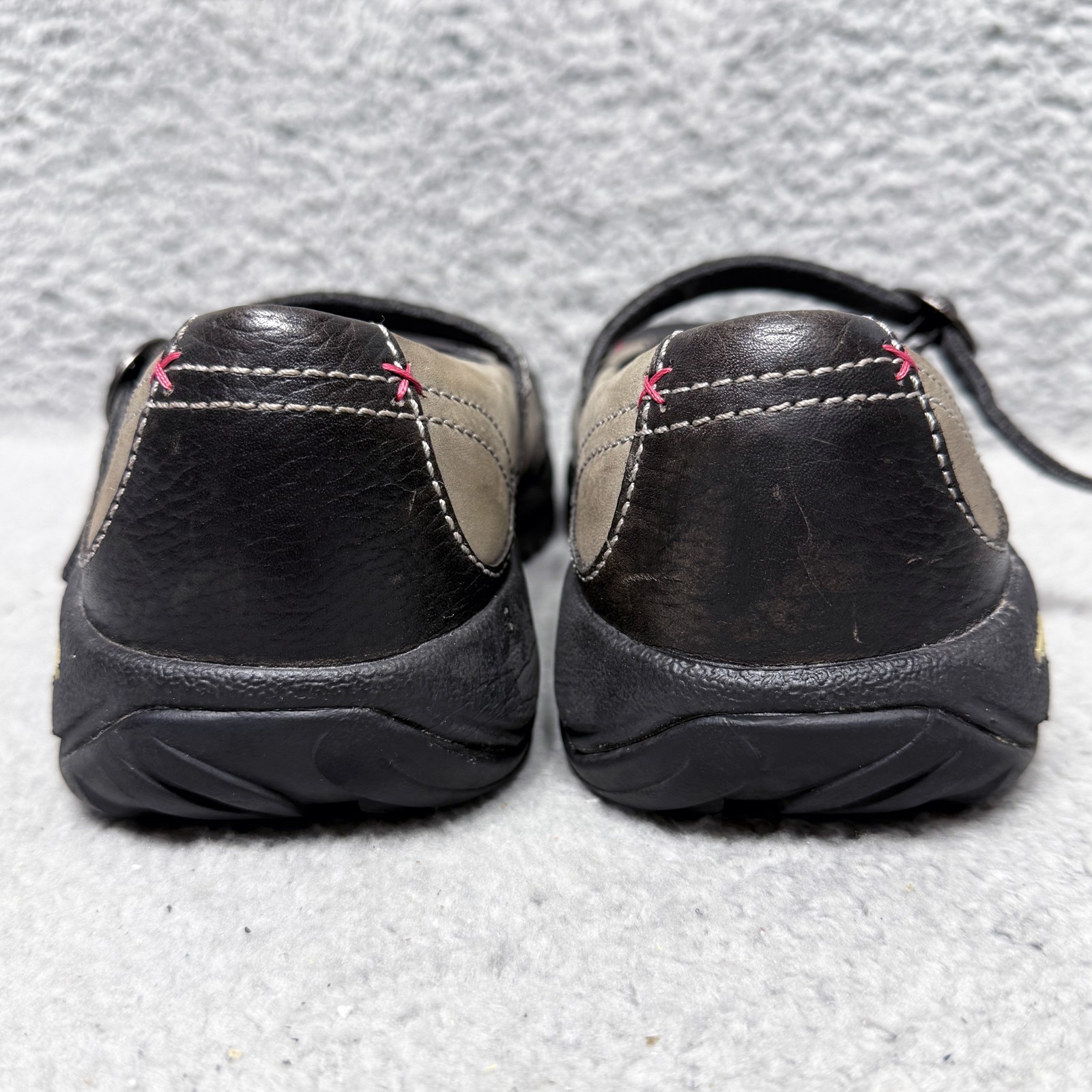 Scarpe donna Keen Presidio taglia 10 Mary Jane nere grigie fibbia pelle 1011434