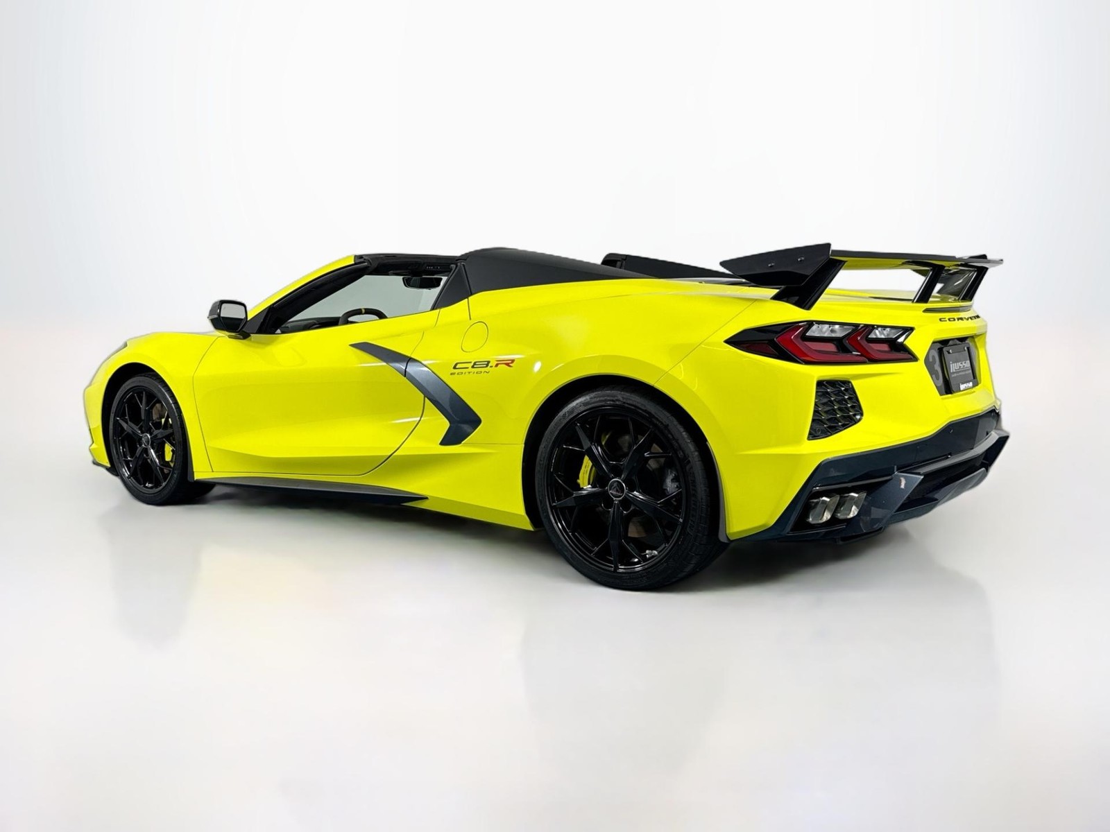 2022 Accelerate Yellow Metallic Chevrolet Corvette   | C8 Corvette Photo 7