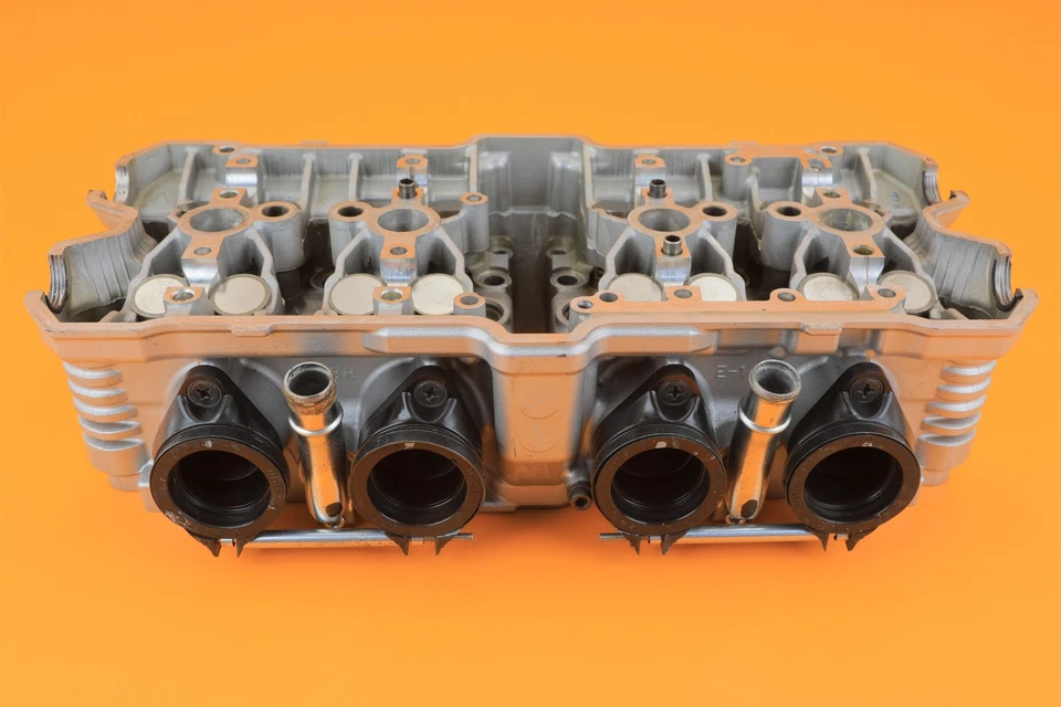 07-09 2007 Bandit 1250S OEM Cylinder Head Top End Camshaft Valves Assembly  - Image 2 of 4