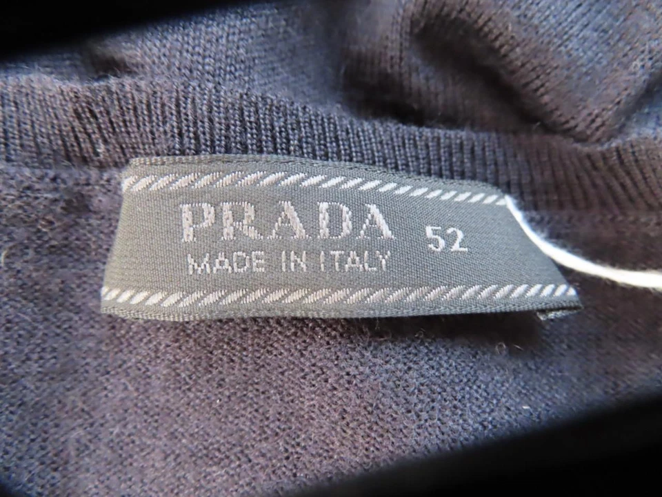 Suéter PRADA azul marino de cachemir y seda para hombre talla 52 Foto 2 de 4