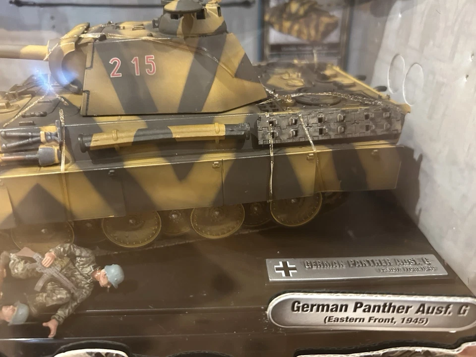 Unimax Forces of Valor 1:32 German Panther Ausf. G Eastern Front 1945, No. 80226 - Image 4 of 4