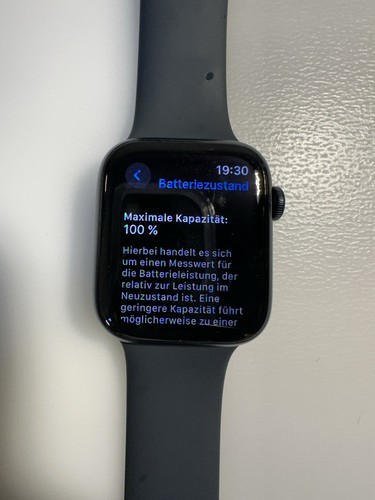 Apple Watch SE 2 Cellular Aluminium Mitternacht 44 mm Sportarmband Blau