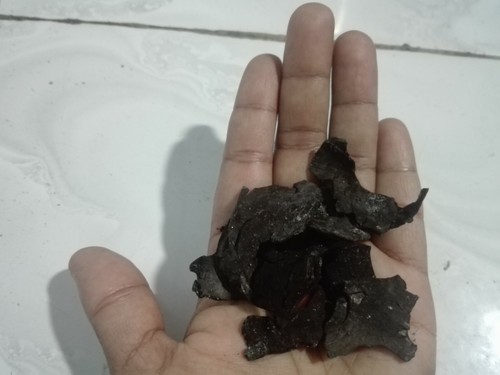 Coconut shell charcoal & Pure Organic Activated Carbon Chips Natural Ceylon - Picture 9 of 12