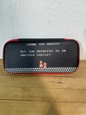 PowerA Super Mario Bros. 8 Bit Dungeon Nintendo Switch Carrying Case Used Zipper