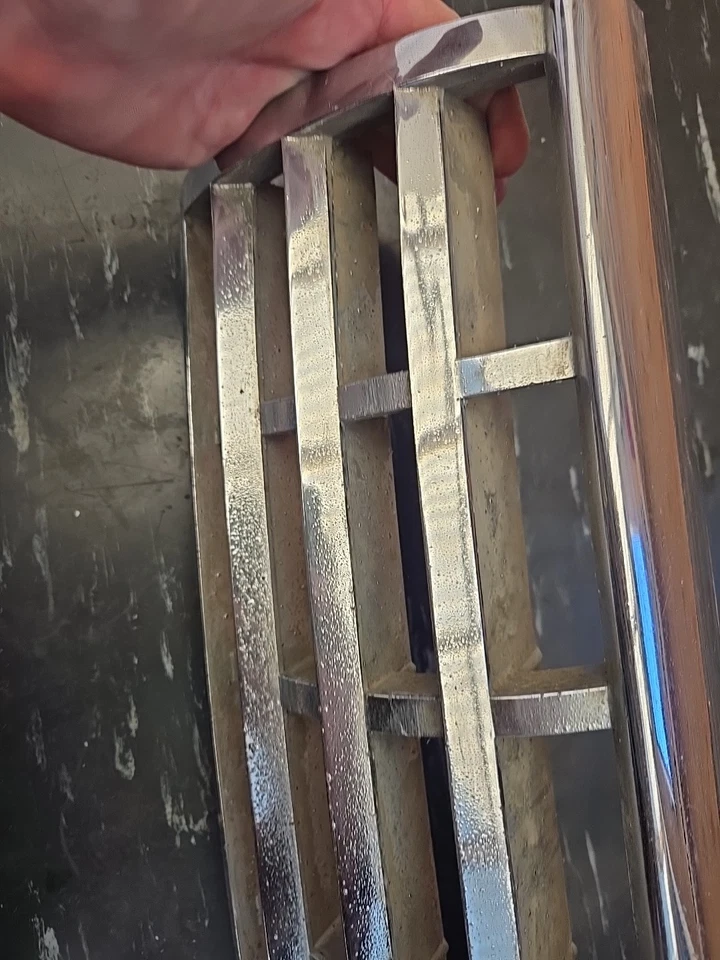 Решетка Lincoln 46 47 48 половина нижняя левая сторона - Изображение 3 из 4