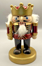 Wooden Nutcracker King Figurine – Christmas Decor