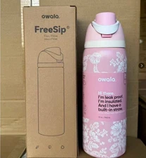 Owala Freesip 32oz Girl Pink Ribbon Toile UO Urban Outfitters Cup Bottle