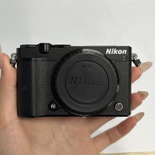 Nikon 1 J5 21.2MP Mirrorless Digital Camera Body only BLACK NFC Wi-Fi 4K/15p