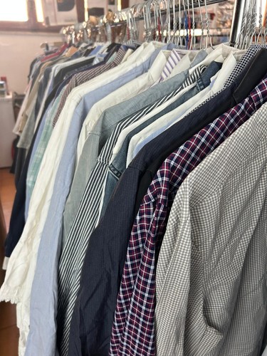 Box 5Kg Abbigliamento usato Firmato e Vintage grado A stock affare kilo seller - Zdjęcie 9 z 9