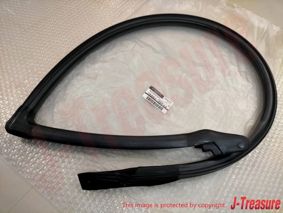 NISSAN 240SX S13 1989-1994 Genuine Body Side Weather Strip RH 76860-35F02 OEM - Image 3 of 4