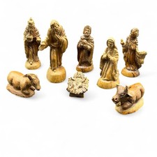 Personnages de créche en bois d olivier Jesus Marie Apotres animaux