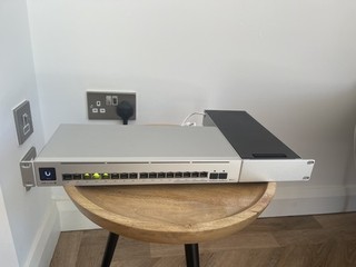 16 Port Ubiquiti UniFi Pro Max 16 PoE Switch Rack Mount Kit