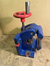 5” HORIZONTAL / VERTICAL MACHINE VICE - HOLDS SHAFTS/PIPES & ROUND PARTS
