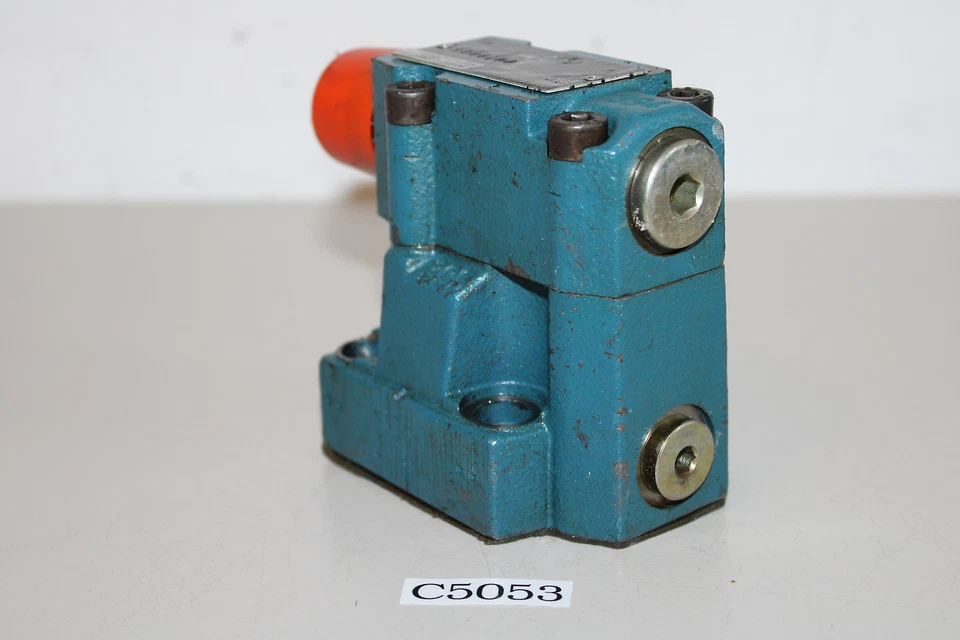 Mannesmann Rexroth DB 10-2-527/250B 00546362 (C5053-R4) - Bild 4 von 4