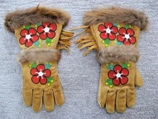 -$$$$,  Vintage Native American Beaded Leather Fringe & Fur Trim Gauntlet Gloves