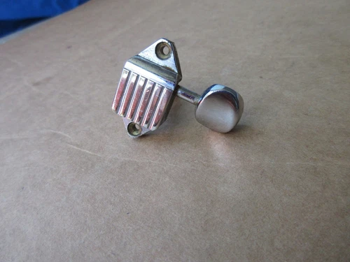 One Vintage 1960s Gibson Chrome Waffleback Kluson Tuner Low E A D J-45 Acoustic