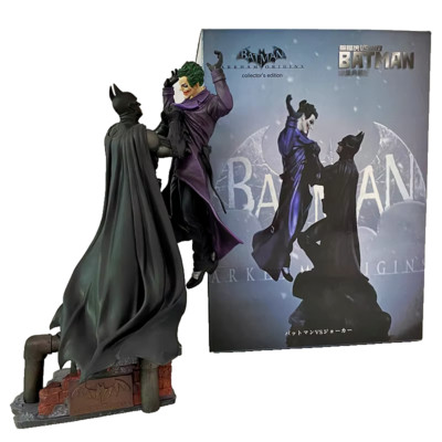 Batman Bruce Wayne vs Joker   28CM Figur + Box DC Superhelden Hero