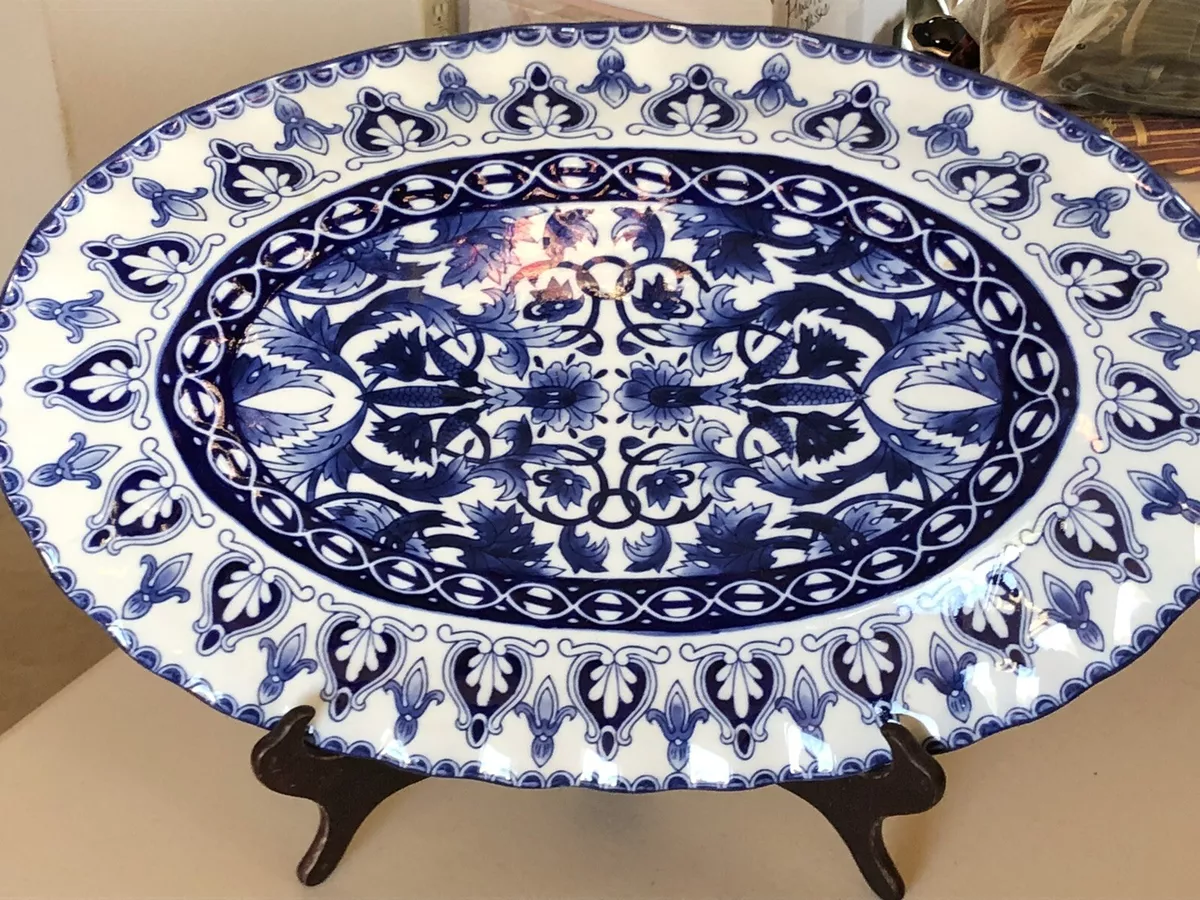 Large oval platter top