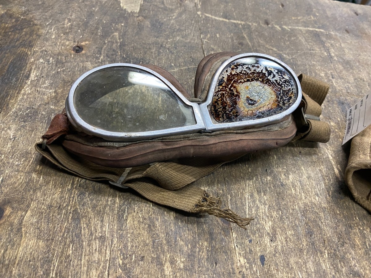 Vtg WW2 WW11 Flying Goggles Beck riding Cap Ace Harley Indian 