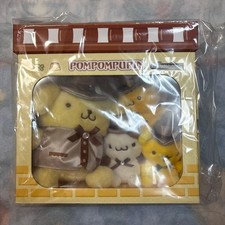 Sale! [Brand New, Unopened, Extremely Rare] Dress-Up Doll Set Plush Toy: Pompomp