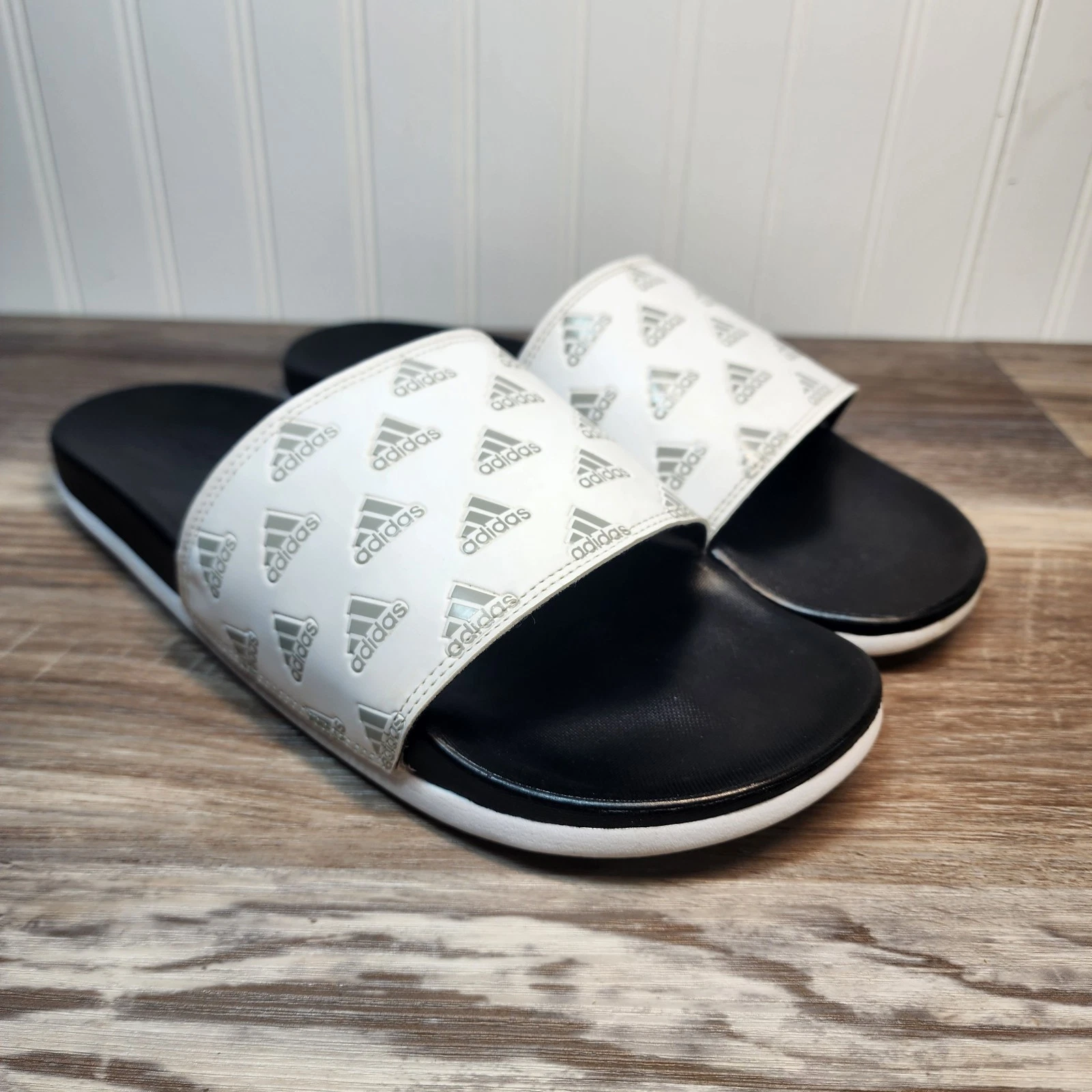 ADIDAS ADILETTE COMFORT SLIDES BIANCO NERO GRIGIO STAMPA LOGO UOMO TAGLIA 10