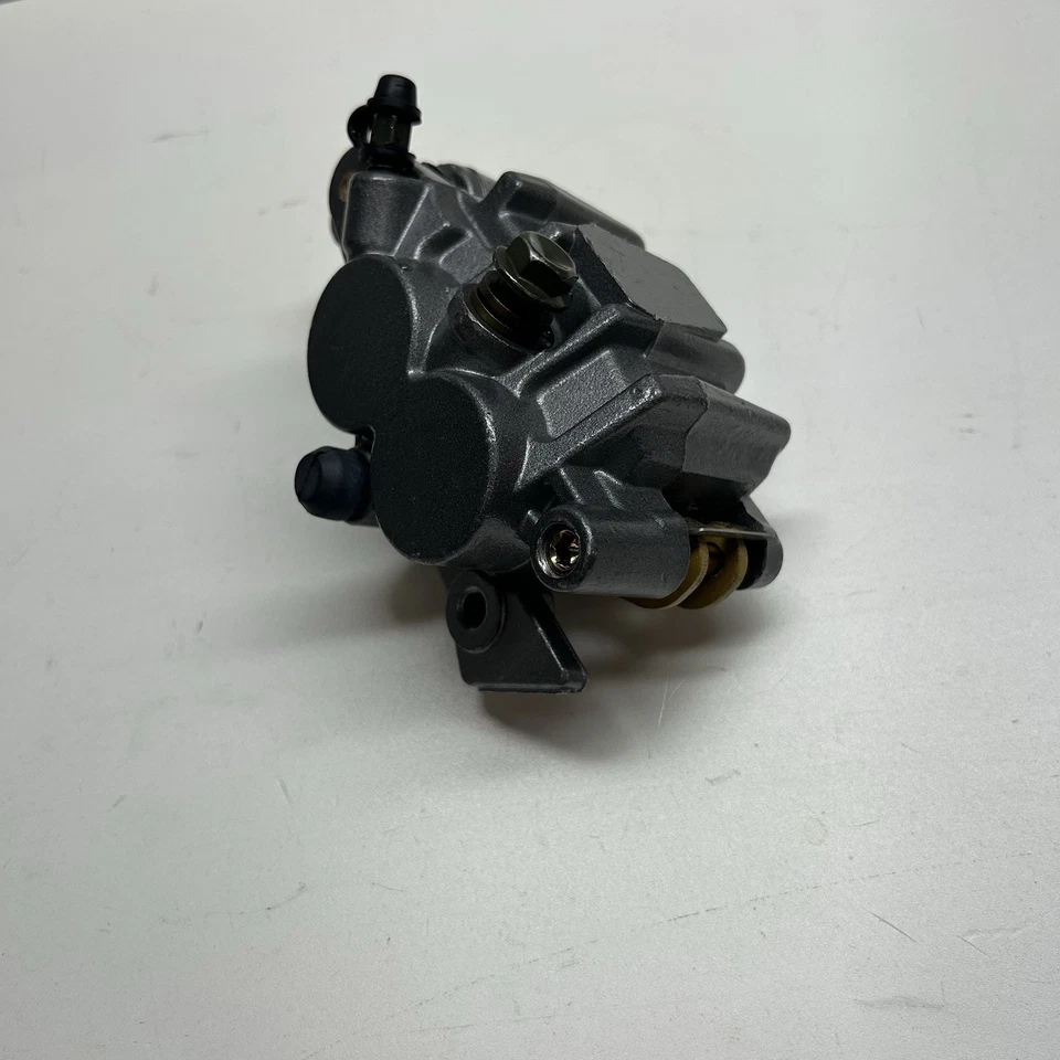 01 - 06 2004 SUZUKI RM125 RM 125 FRONT BRAKE CALIPER - Image 4 of 4