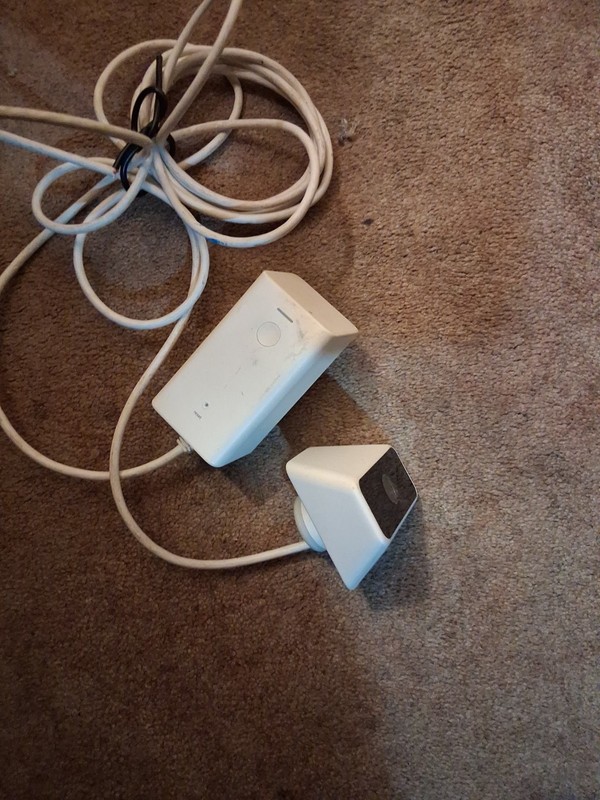 Xfinity Schc2AEW Home Wireless Security Camera 720p Hd White Model SCHX4AEW