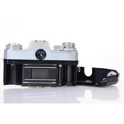 Zeiss-Ikon Contarex Bullseye Slot Camera + Planar 2.0/50 Lens | eBay