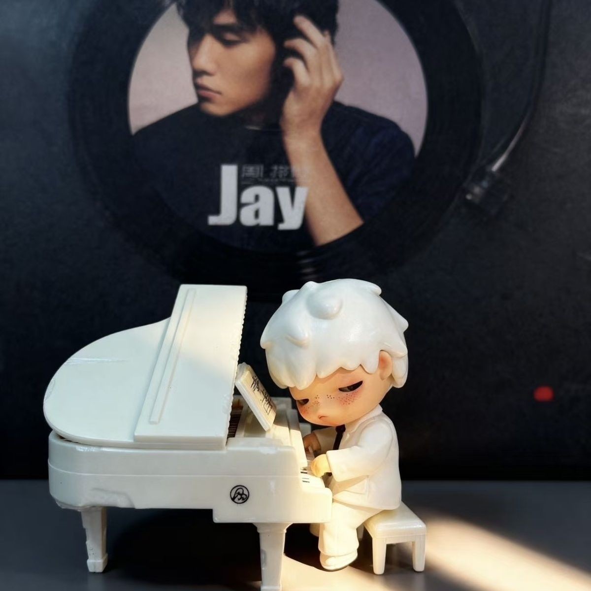 Hirono The Pianist Figure White Suit Jay Chou Collaboration Art Toy Gift