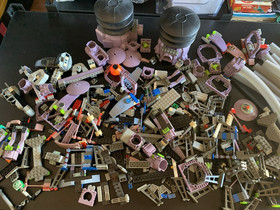 LEGO Life On Mars , 7317 Box, Instructions, Builds, Plus Tons Of Extra Parts !!