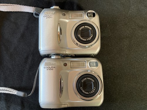 (2) Nikon COOLPIX L11 2100 6MP Digital Cameras w/1 Memory Card & (2) Cables - Picture 4 of 21