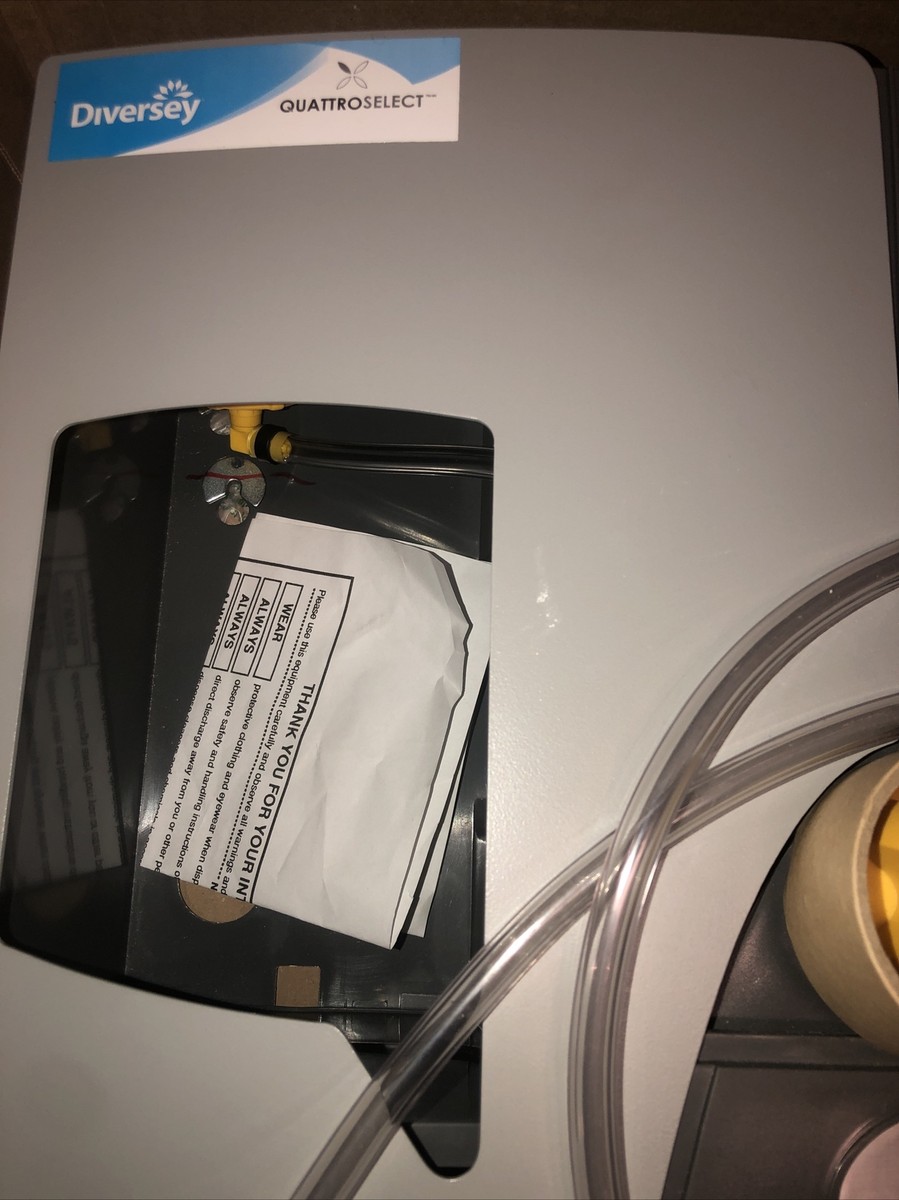 NOS Diversey 3754220 J-Fill Quattro Select Dispensing System Safe