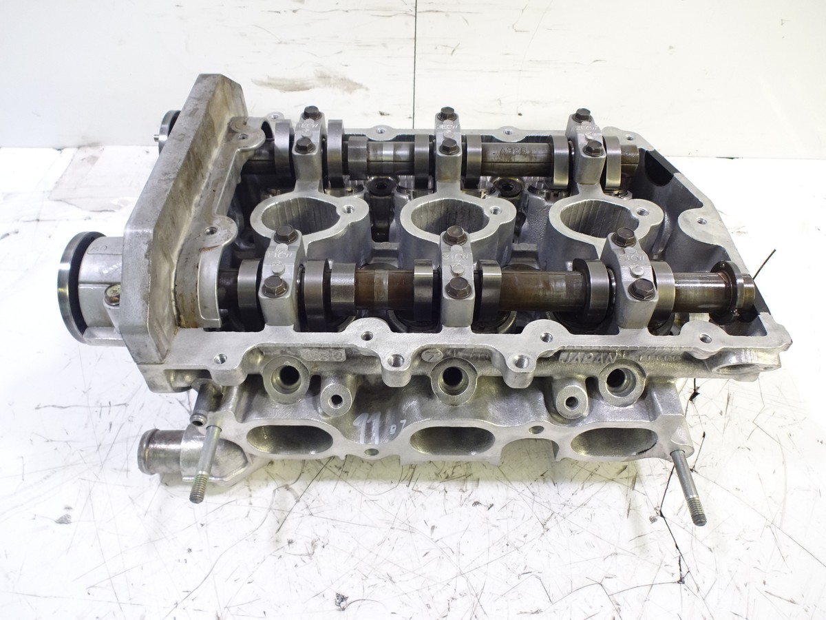 Cylinder head Subaru Legacy IV Outback 3.0 R AWD Petrol EZ30
