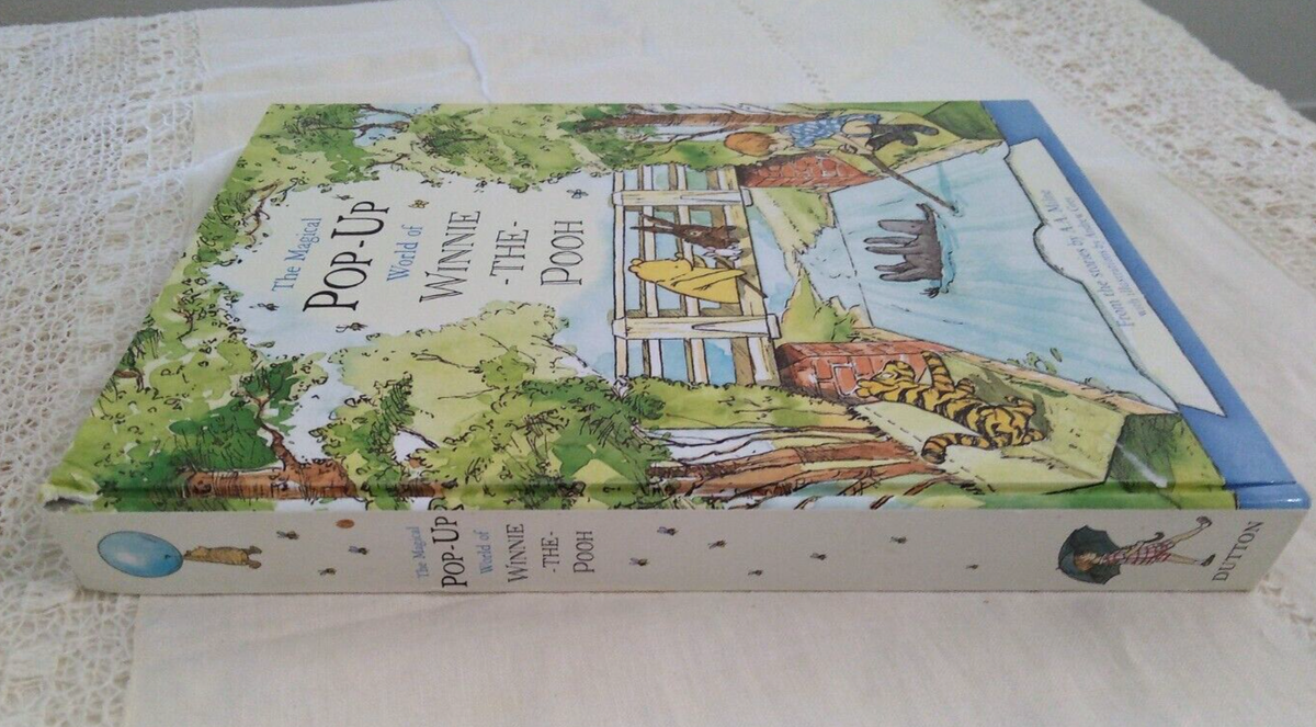 The Magical Pop-Up WINNIE-THE-POOH 仕掛け絵本 The Magical POP-UP