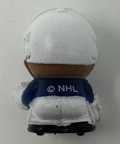 NHL Teenymates Toronto Maple Leafs Goalie Figure White Helmet - Picture 2 of 2