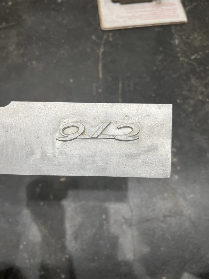 GUANTERA PORSCHE 912 1966 EXTERIOR CROMADA Foto 4 de 4