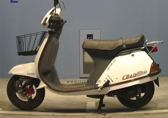 Honda lead 80