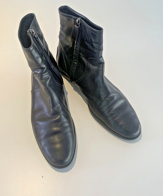 TOD`S Damen Stiefelette mit Reißverschluss Gr.41 Glattleder schwarz