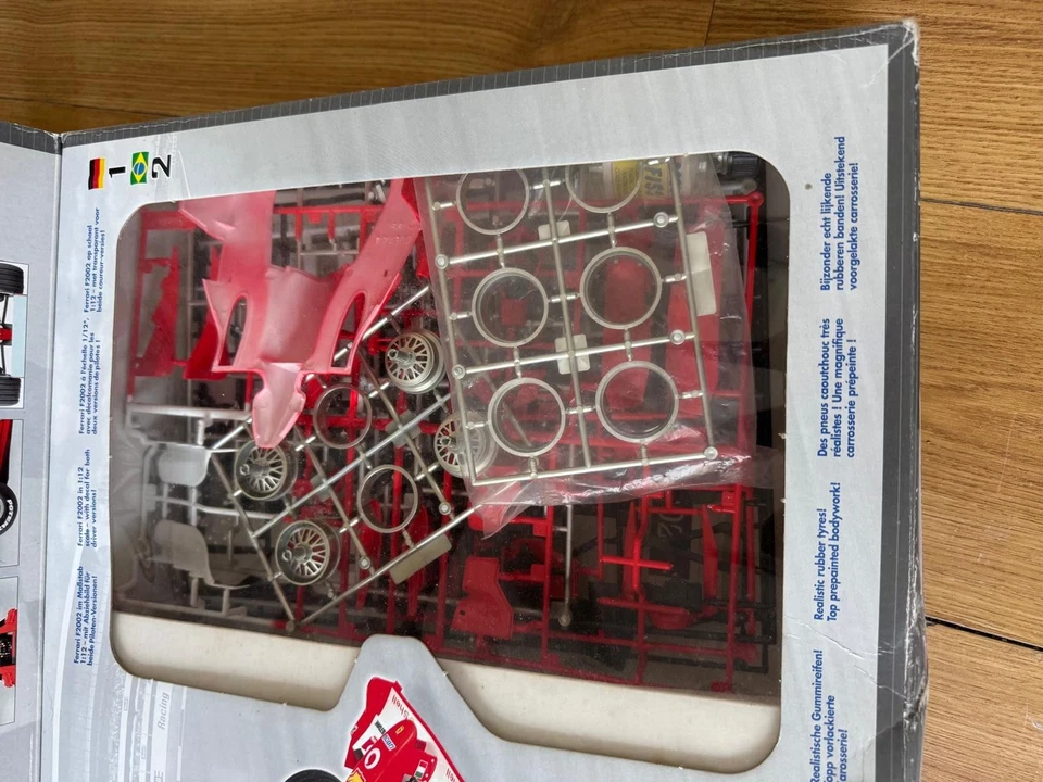 modellino ferrari F1 2002 michael shumacher - Immagine 3 di 4