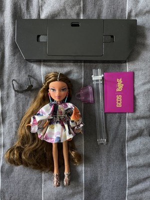 Bratz Yasmin GCDS Fashion Doll Brown Wavy Hair Floral Dress w/ Outfit