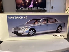 AUTOart MILLENNIUM Maybach 62 LWB Silver x Blue 1/18 Minicar