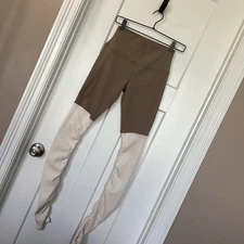 ALO Womens Comfort Stretch Legwarmers Yoga Goddess Leggings Brown cream SZ Small