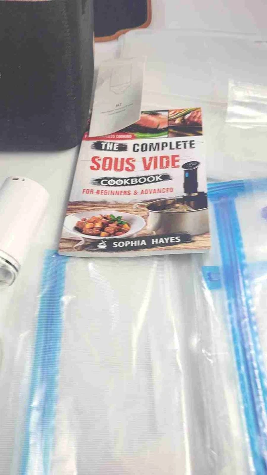 Joule Sous Vide By ChefSteps Slow Immersion Cooker Set - Vaccum Bags + Tank ++ - Image 4 of 4