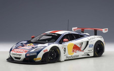 1/18 AutoArt  McLaren MP 12 C GT3 Red Bull 2012  S. Loeb Car #9    81342