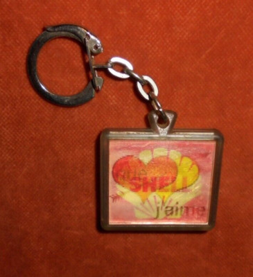 VISIOMATIC ''It's Shell I Love'' Keyring CUSTOMIZE