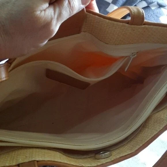 Fossil Vintage Straw Basket Weave Floral Beaded Shoulder Tote Handbag No 75082 - Image 4 of 4