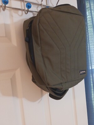 VEXED GENERATION 【YAKPAK 】 1990s Vexed Generation x Yak Pak Beige Crossbody Bag - Size