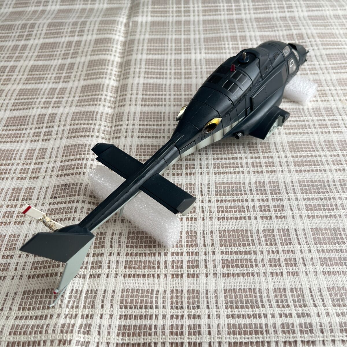 Airwolf Matte Body Weathering Version Aoshima 1/48 Quarity Airwolf Matte Body Weathering Version Aoshima 1/48 Quarity